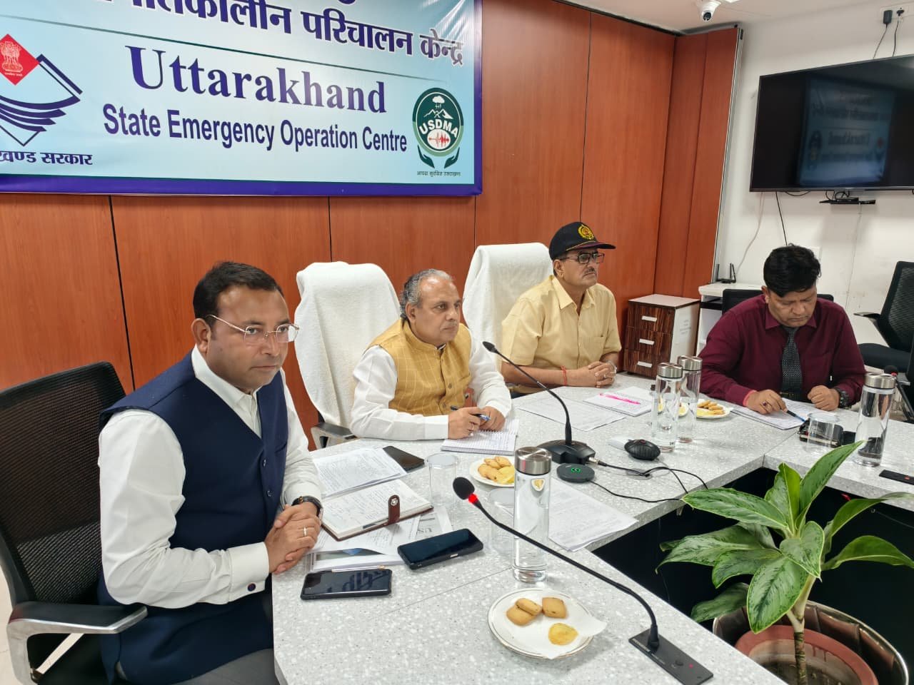 ग्लेशियर झीलों की सुरक्षा को लेकर मुख्यमंत्री के निर्देश, आधुनिक निगरानी तंत्र होगा मजबूत
