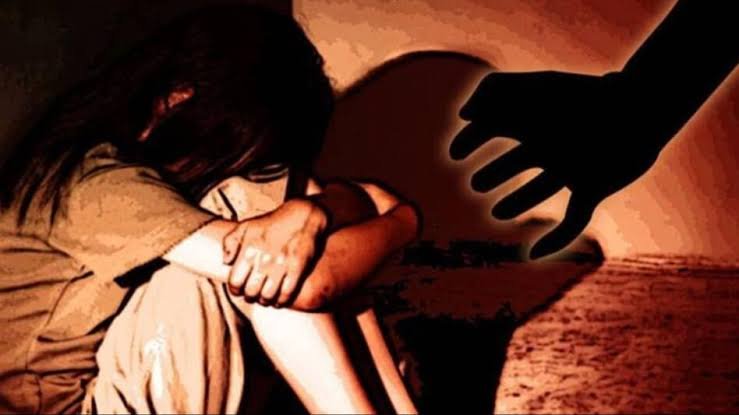 सोशल मीडिया की दोस्ती के बाद नाबालिग से दुष्कर्म का आरोप, मेरठ निवासी युवक के खिलाफ केस