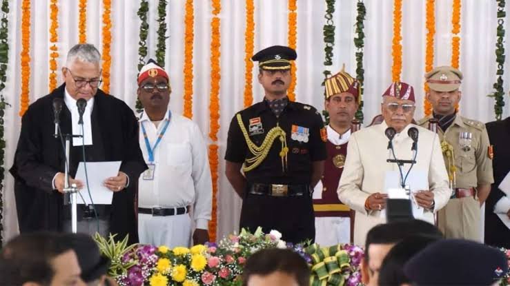 डॉ. ढाल सिंह बिसेन ने उत्तराखंड के नौवें राज्यपाल के रूप में ली शपथ, लोकभवन में हुआ समारोह