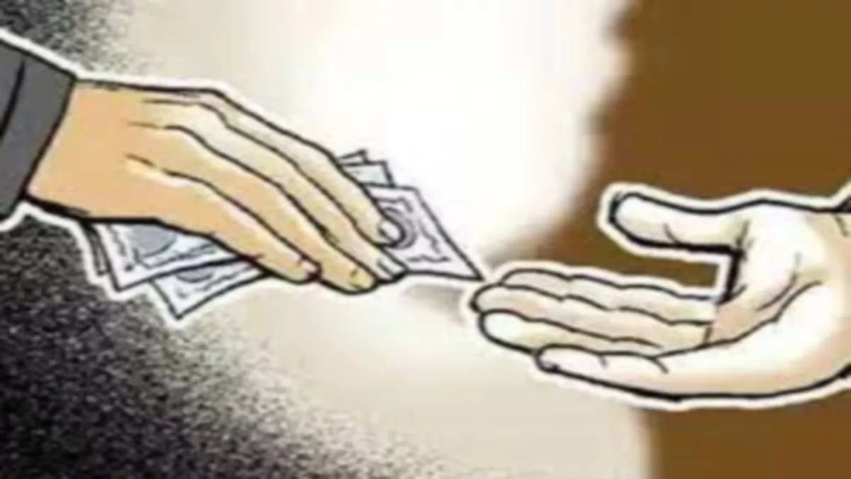 देहरादून विजिलेंस का बड़ा एक्शन: ऋषिकेश में JE फैसल खान 50,000 की घूस लेते दबोचा