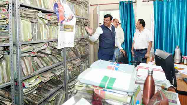 मुख्य सचिव ने किया सचिवालय परिसर की व्यवस्थाओं का निरीक्षण