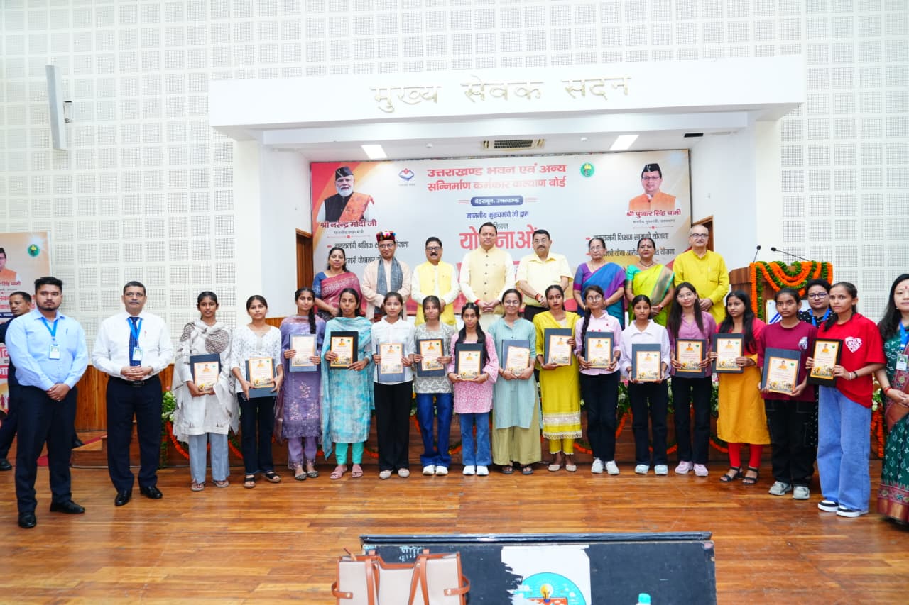 निर्माण श्रमिकों के स्वास्थ्य और सुरक्षा पर सरकार का फोकस, नई योजनाओं का शुभारंभ